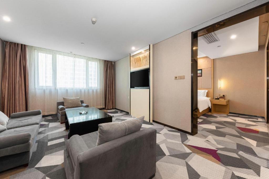 Lavande Hotel Nanchang Ai XI Hu Subway East Station Branch Exterior photo
