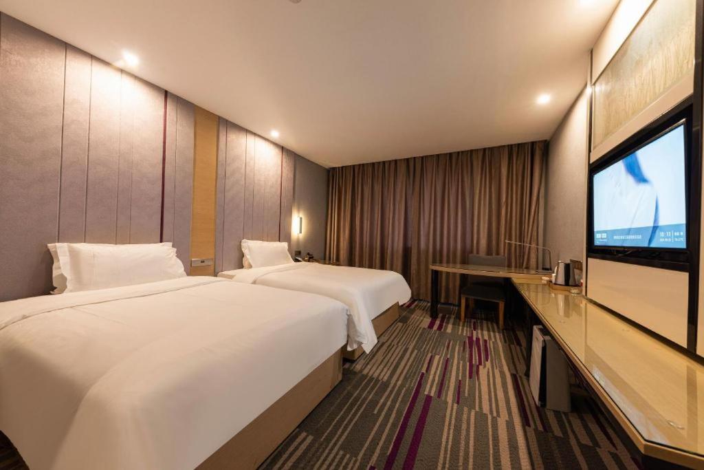 Lavande Hotel Nanchang Ai XI Hu Subway East Station Branch Exterior photo