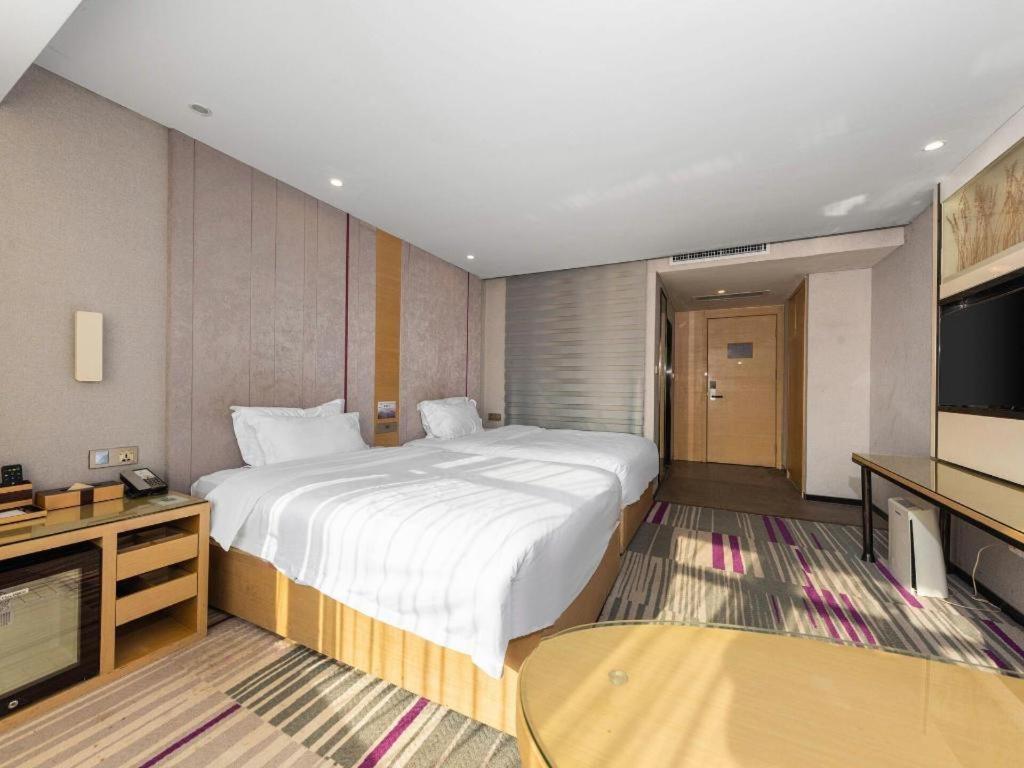 Lavande Hotel Nanchang Ai XI Hu Subway East Station Branch Exterior photo
